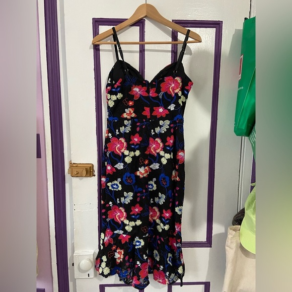 Guess Floral Dress Size 8 - Picture 2 of 4
